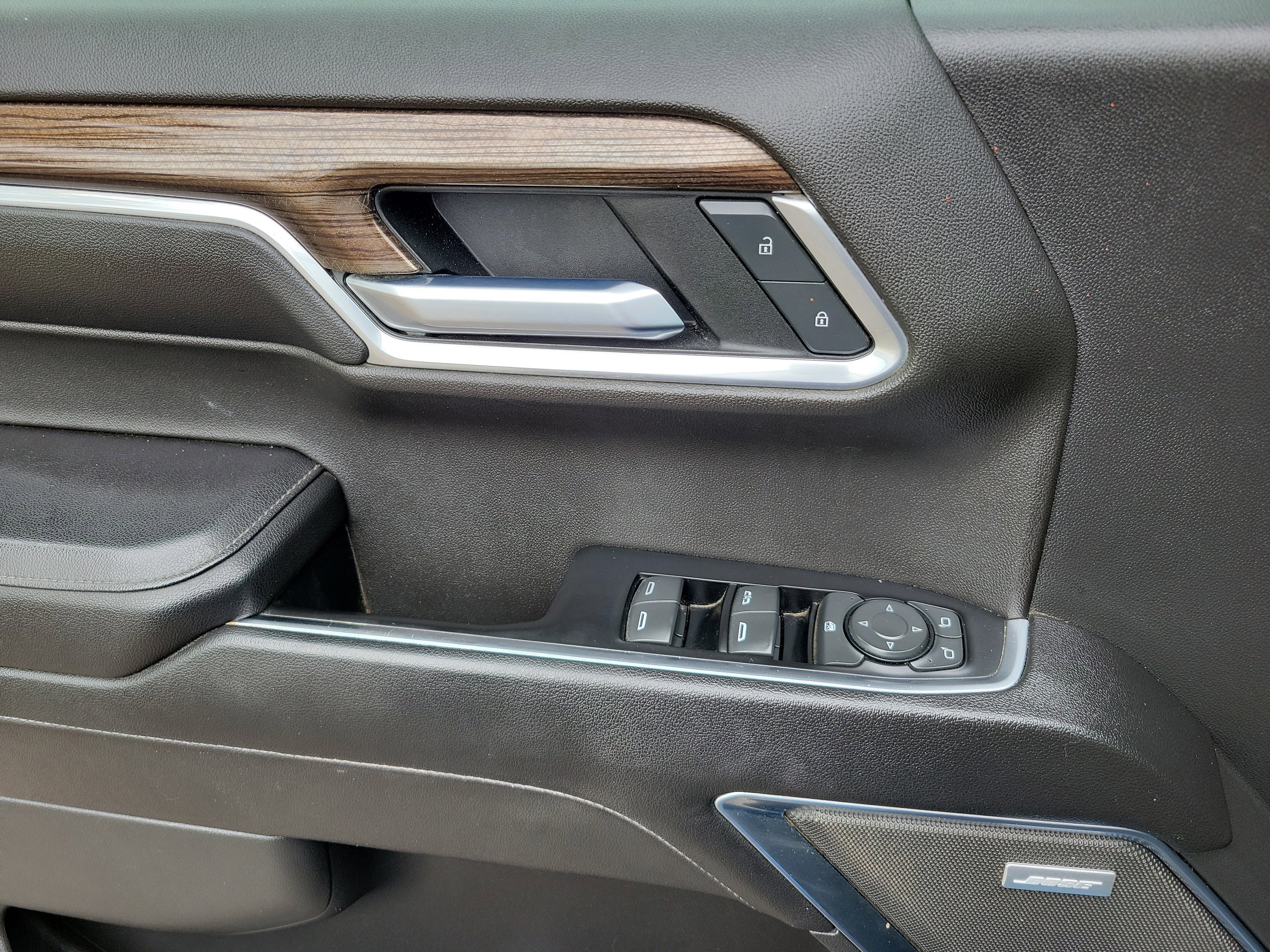 Used 2022 Chevrolet Silverado 1500 LT Trail Boss w/ LT Trail Boss Premium Package image 19