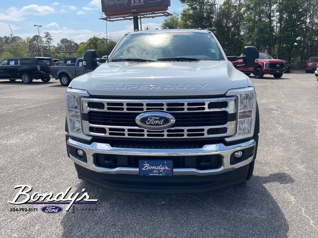 Used 2023 Ford F450 XL image 2