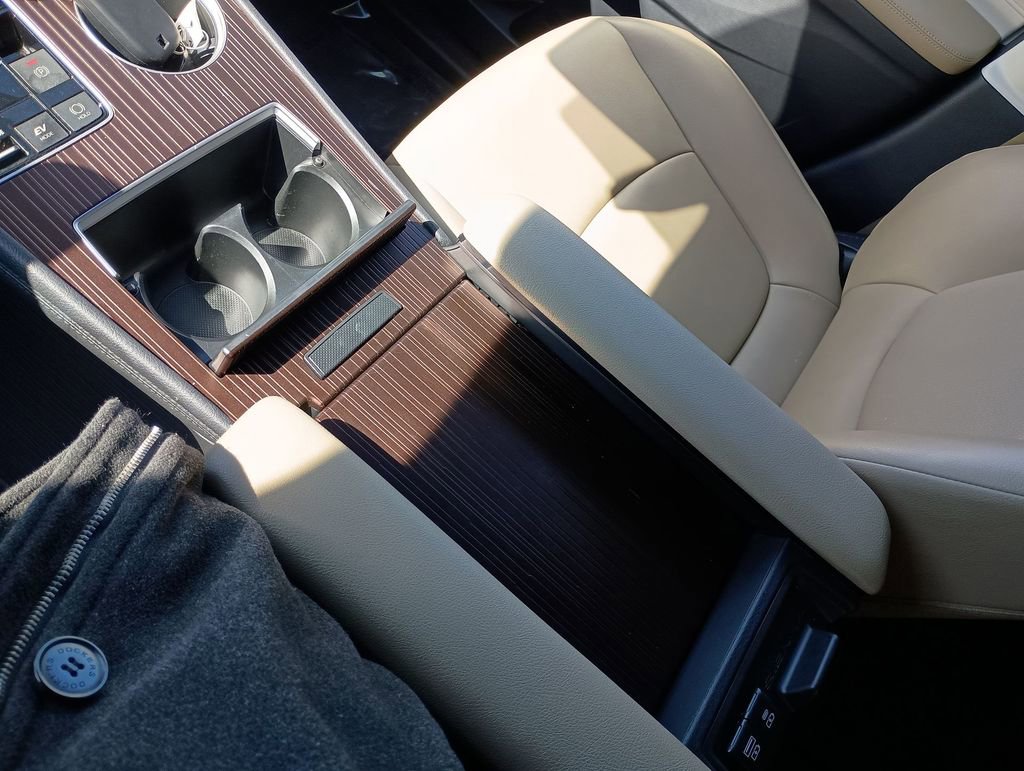 Used 2021 Toyota Sienna XLE image 27