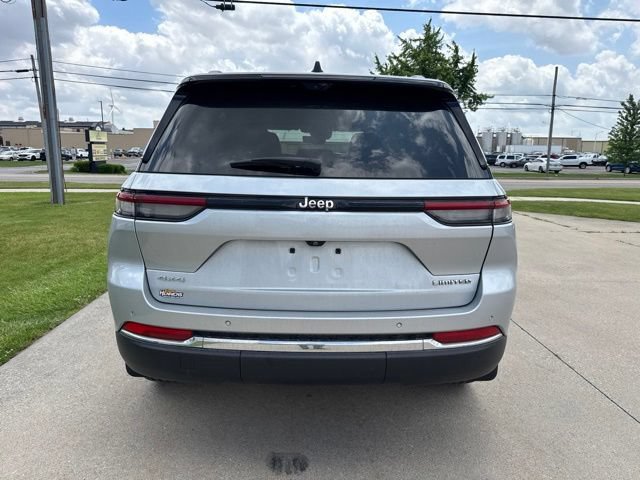Used 2022 Jeep Grand Cherokee Limited w/ Luxury Tech Group II AWD/4WD image 6