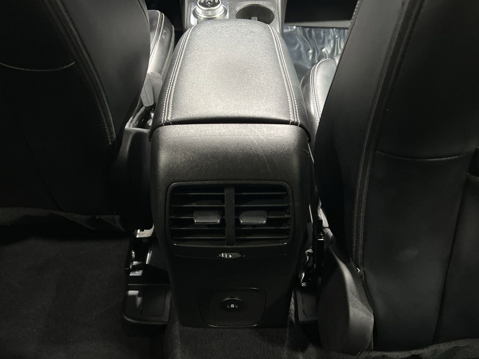 Used 2024 Ford Escape Platinum image 21