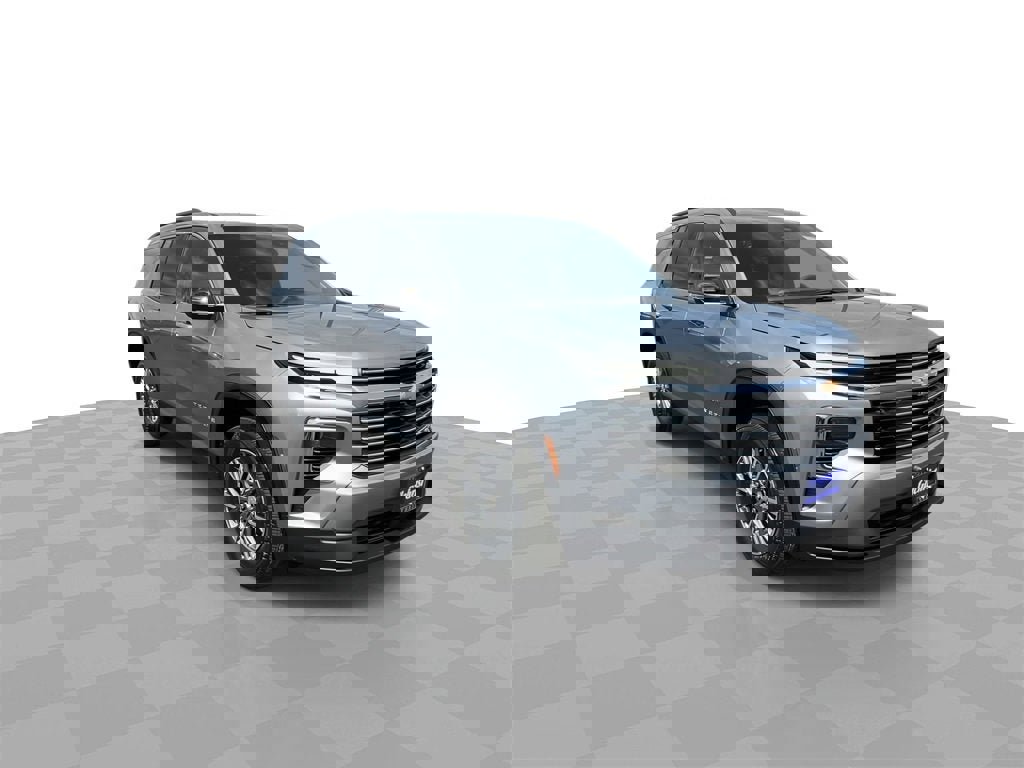 New 2025 Chevrolet Traverse LT w/ Driver Confidence Package image 2