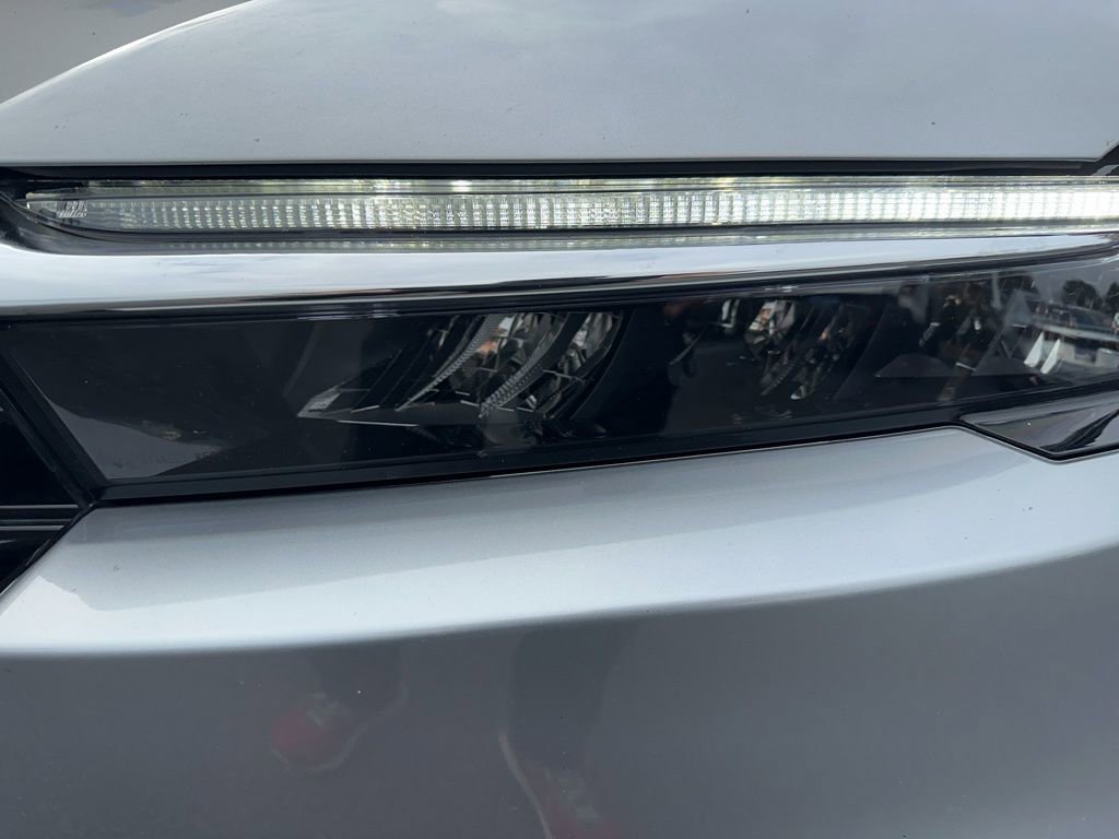 Certified 2024 Honda CR-V EX image 9