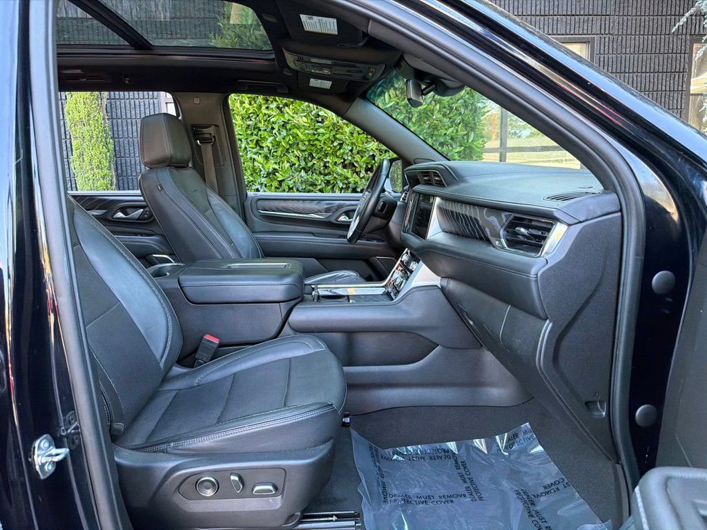 Used 2023 GMC Yukon Denali AWD/4WD image 35