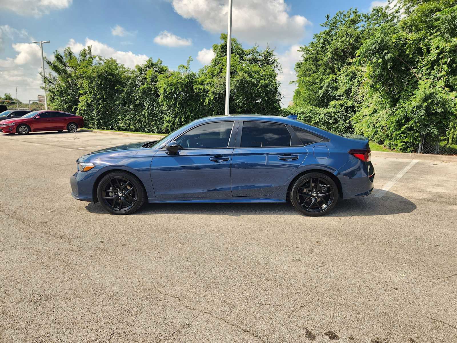 Used 2025 Honda Civic Sport image 4