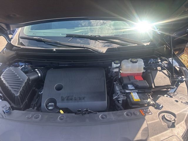 Used 2023 Buick Enclave Essence image 8