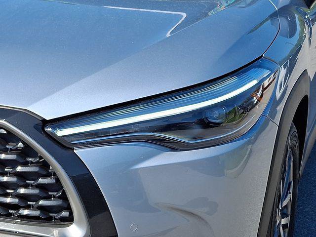 Certified 2023 Toyota Corolla Cross XLE w/ Convenience Package AWD/4WD image 9