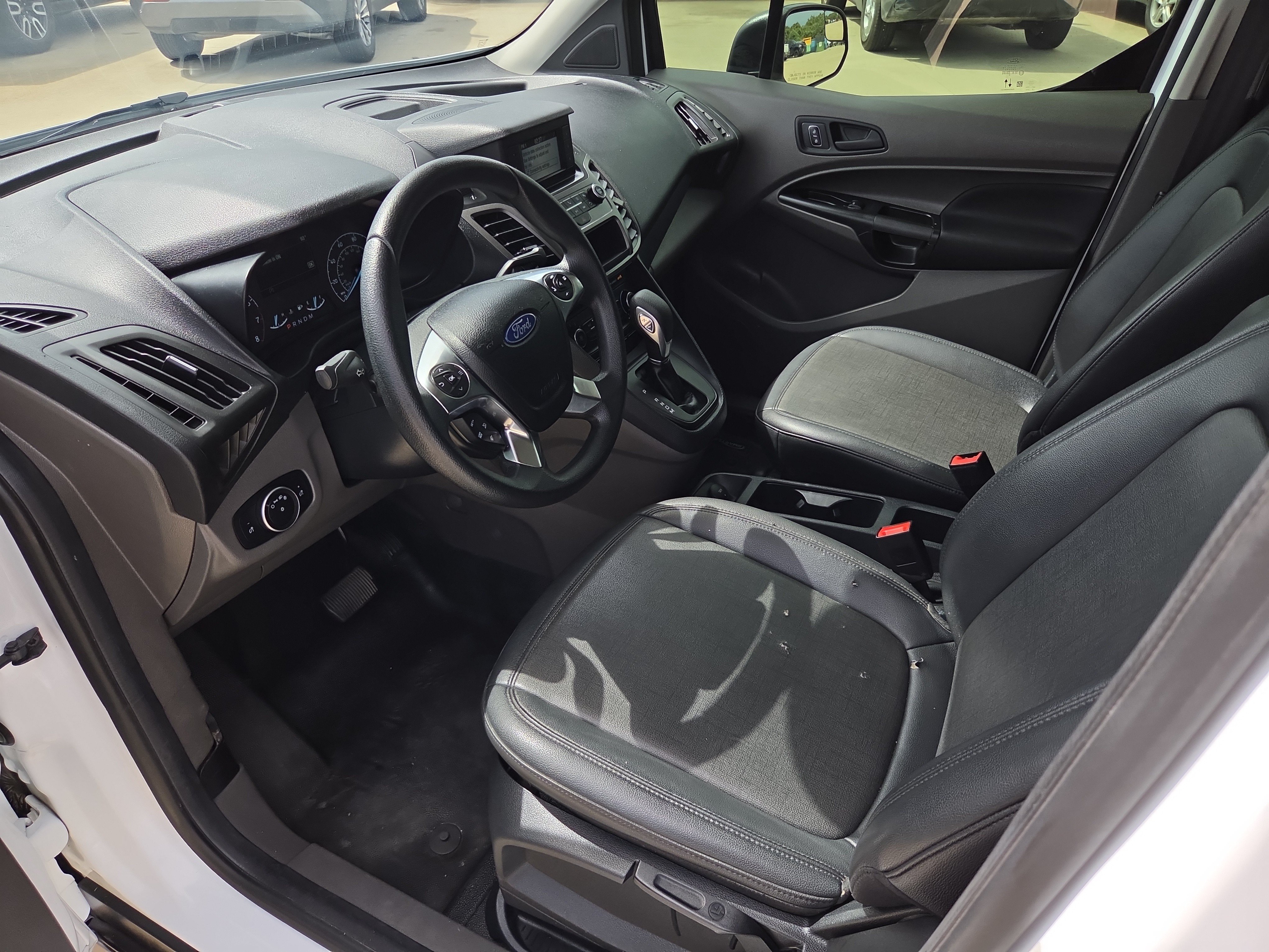 Used 2021 Ford Transit Connect XL FWD image 14