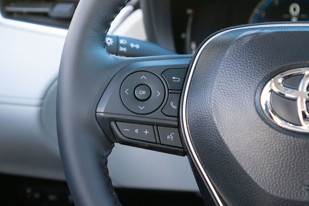 New 2026 Toyota Corolla Cross LE w/ Moonroof Package image 26