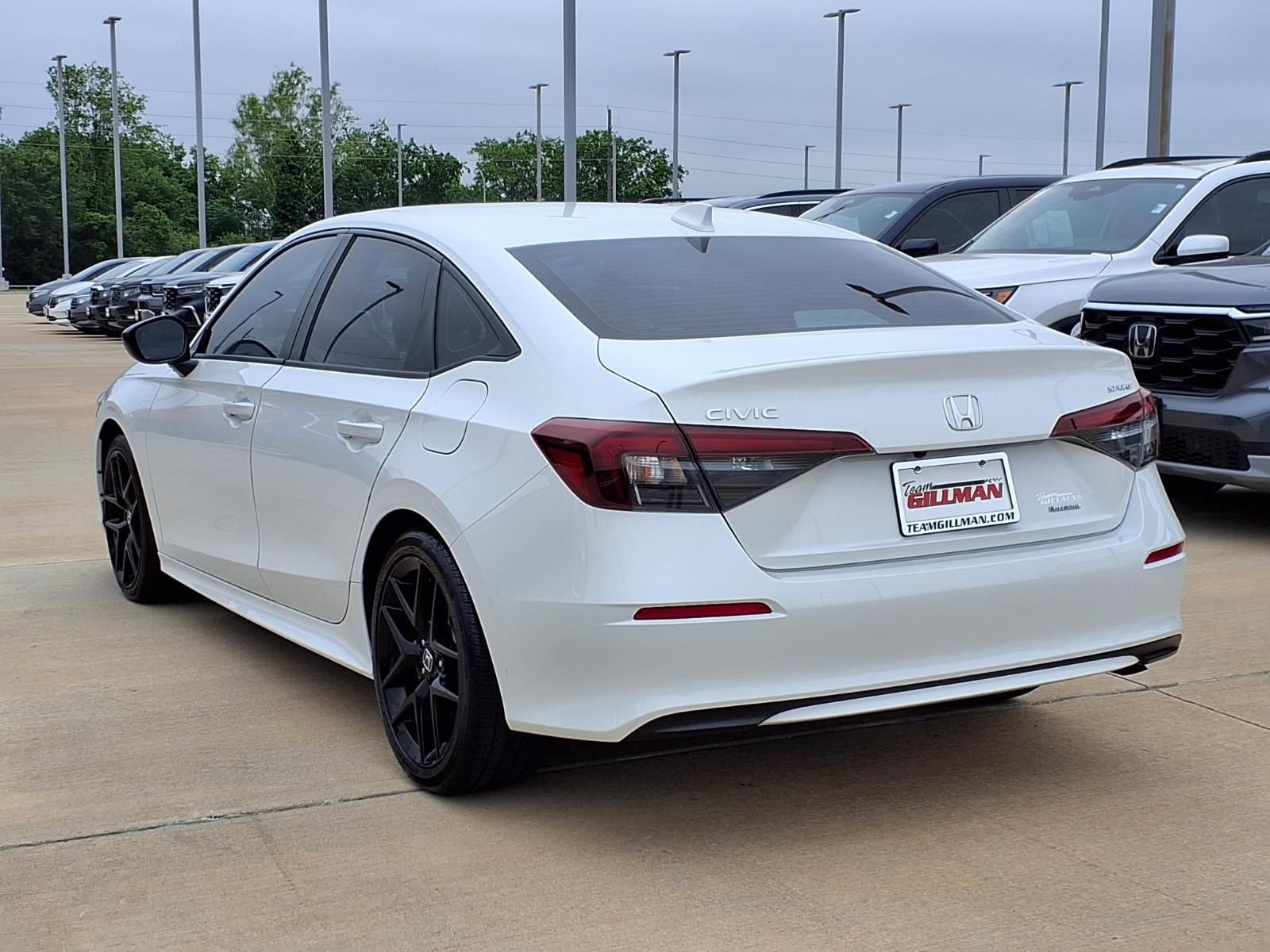 Used 2025 Honda Civic Sport image 2
