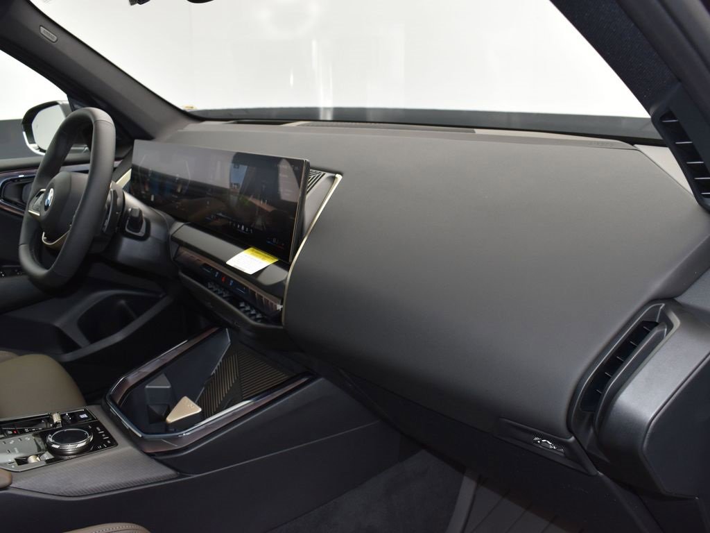 Used 2025 BMW X3 xDrive30i w/ Premium Package image 24