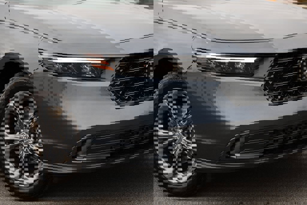 Used 2024 Honda Accord EX image 6