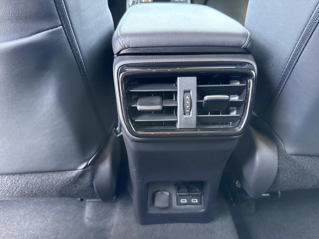 Used 2024 Lexus NX 250 FWD w/ Towing Package (2000 Lbs) image 20