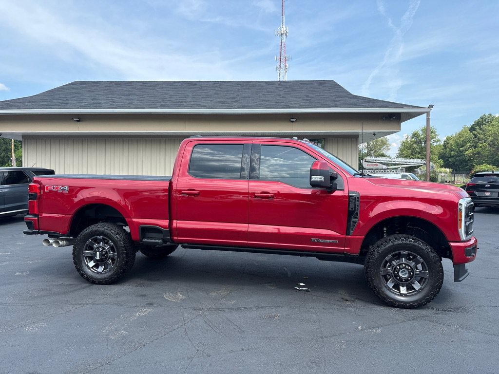 Used 2023 Ford F250 Lariat w/ Sport Appearance Package AWD/4WD image 6
