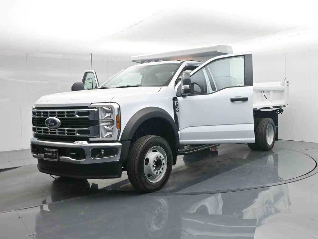 New 2025 Ford F550 2WD Regular Cab Super Duty image 25