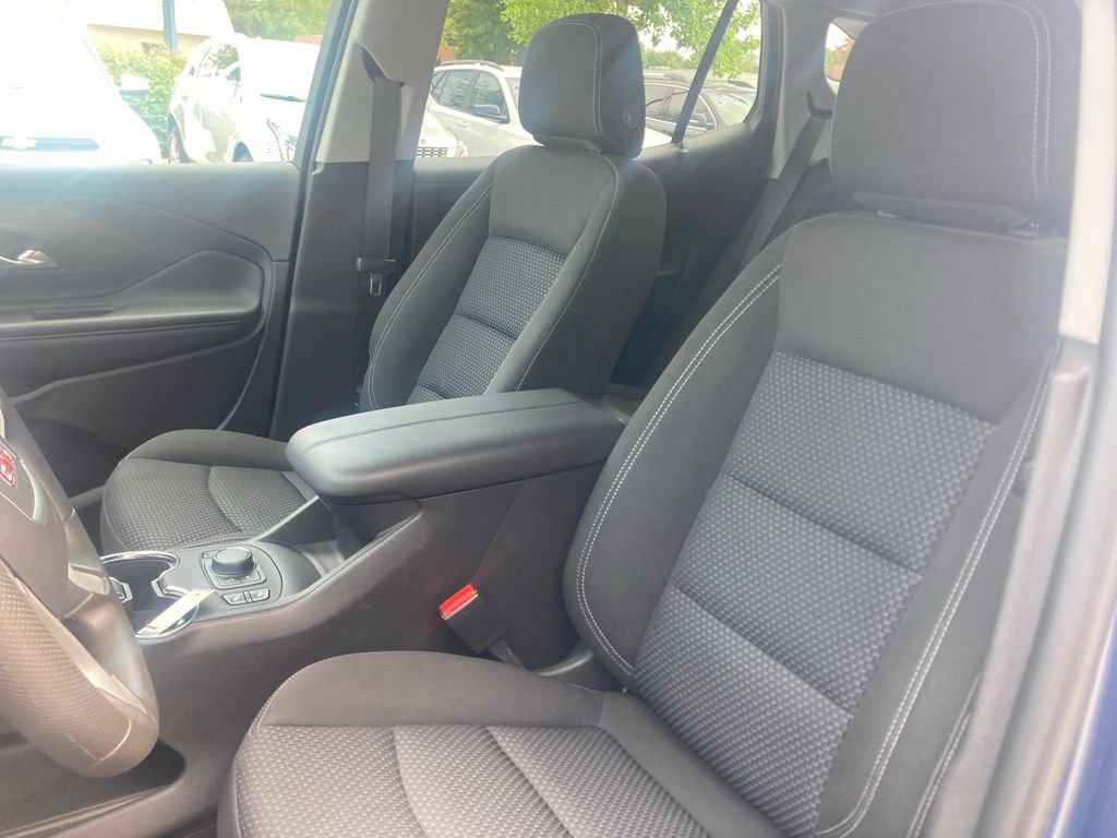 Certified 2024 GMC Terrain SLE w/ Driver Convenience Package FWD image 16