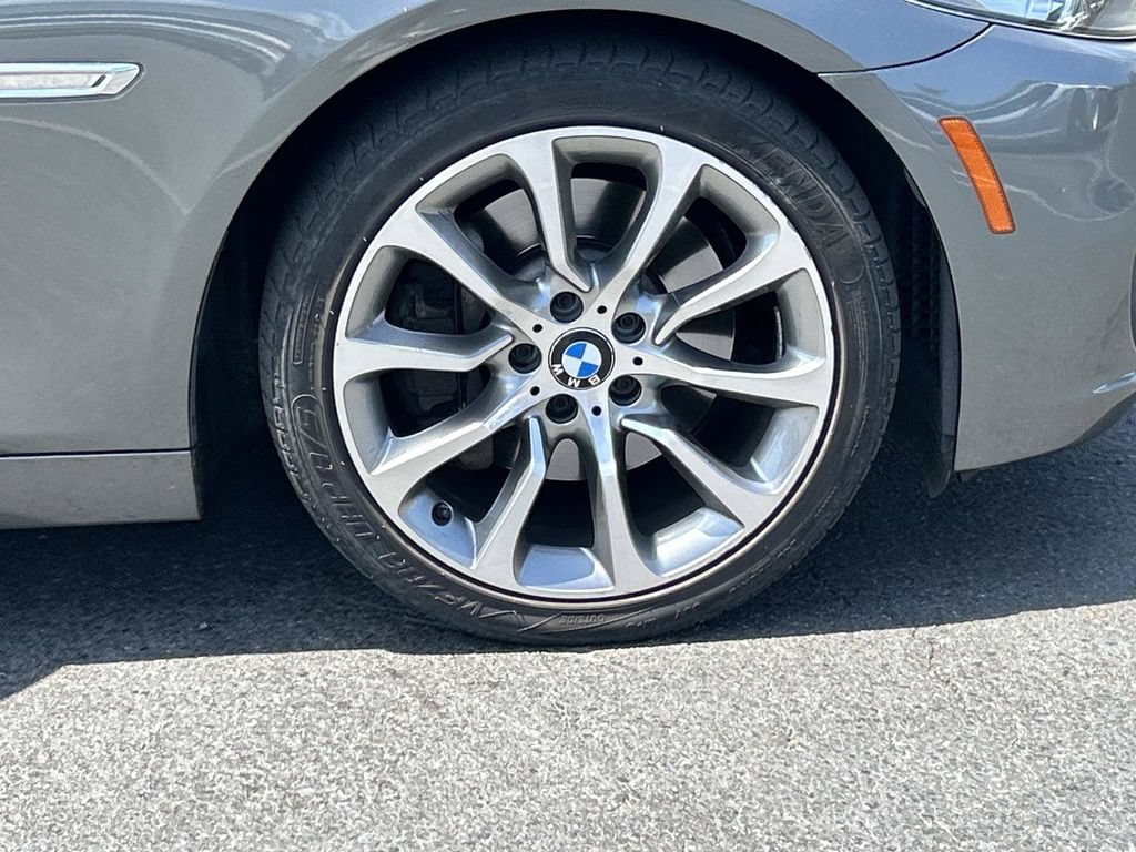 Used 2014 BMW 535d xDrive AWD/4WD image 10