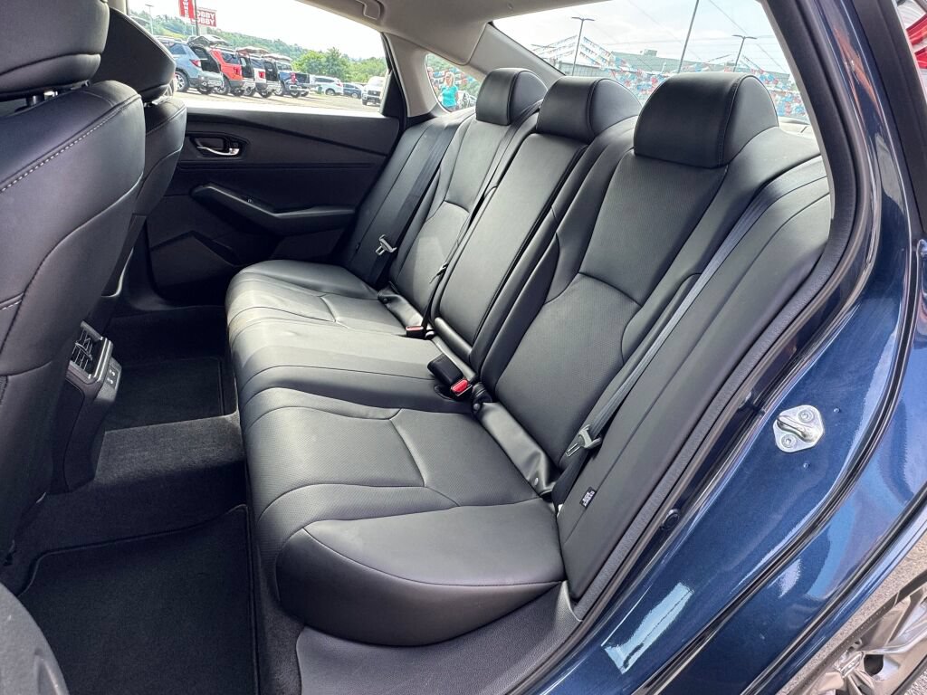 Used 2023 Honda Accord EX-L image 17