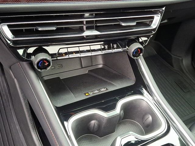 Used 2026 Chevrolet Traverse RS image 13