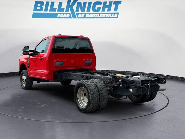Used 2023 Ford F350 XL image 3