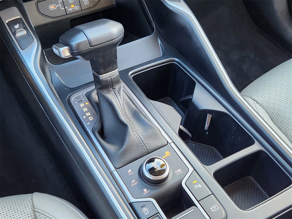 Certified 2024 Kia Sorento S w/ Panoramic Sunroof Package image 23