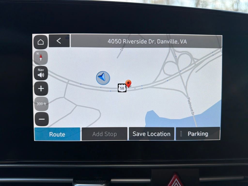 Used 2025 Hyundai Elantra SEL image 20