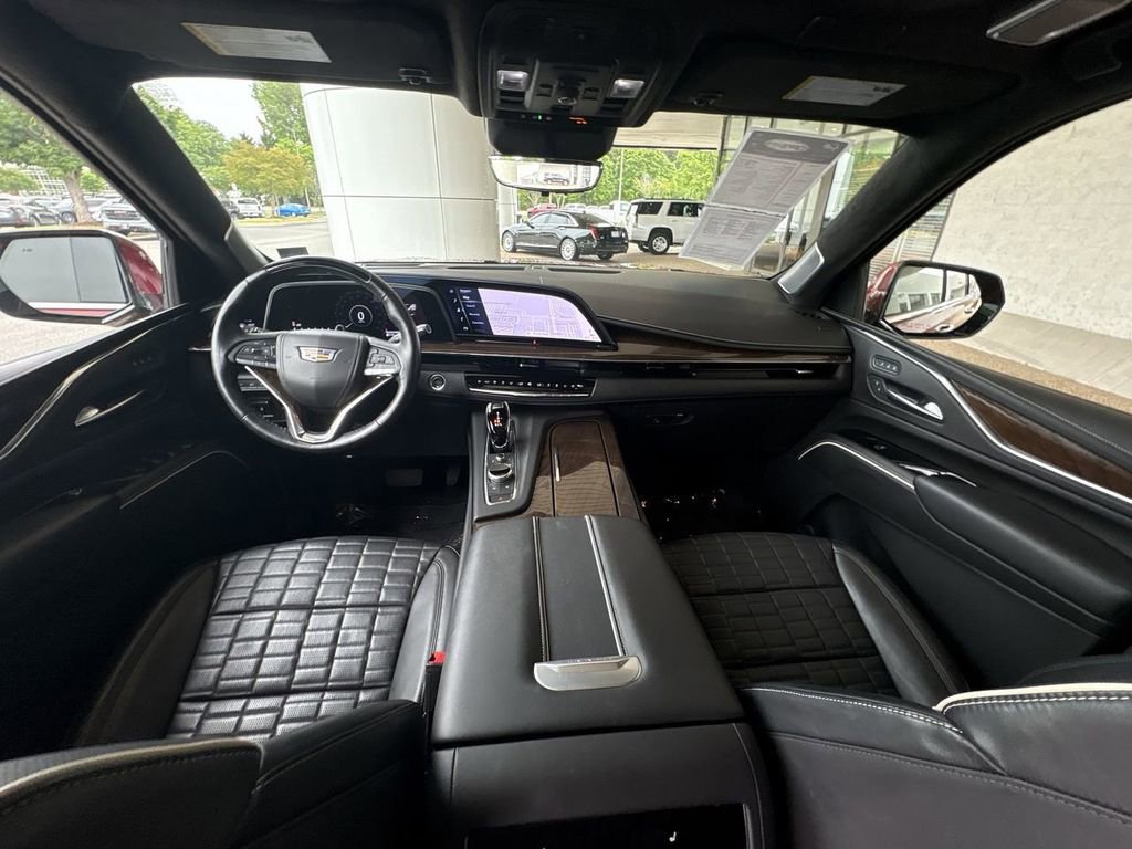 Certified 2024 Cadillac Escalade ESV Premium Luxury Platinum AWD/4WD image 21