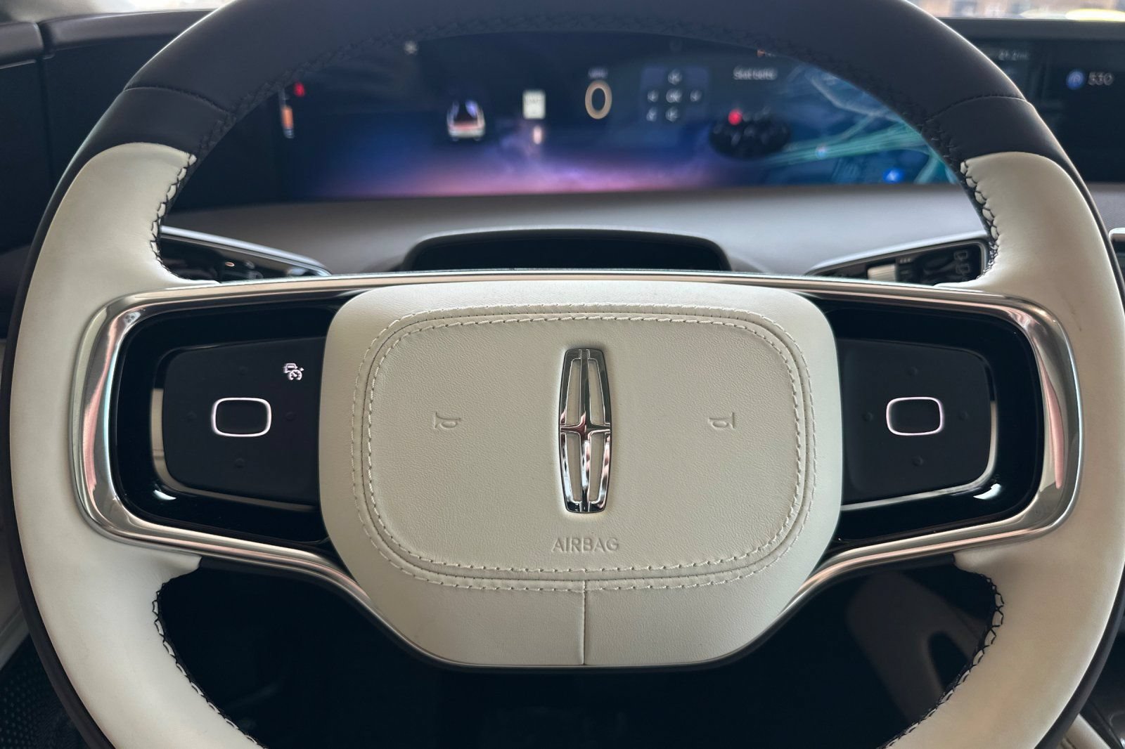 New 2026 Lincoln Nautilus Black Label w/ Jet Appearance Package AWD/4WD image 23