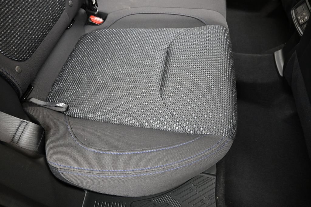 Certified 2025 Subaru Forester Premium AWD/4WD image 16