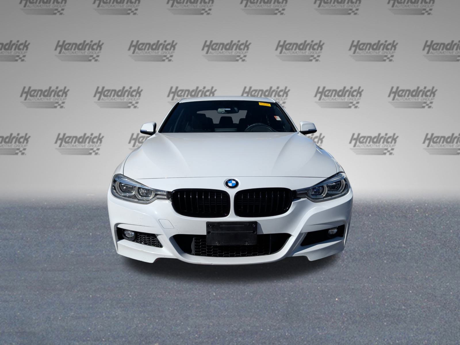 Used 2018 BMW 330e w/ M Sport Package image 5