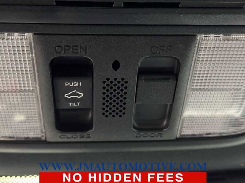 Used 2017 Honda Civic Touring image 35