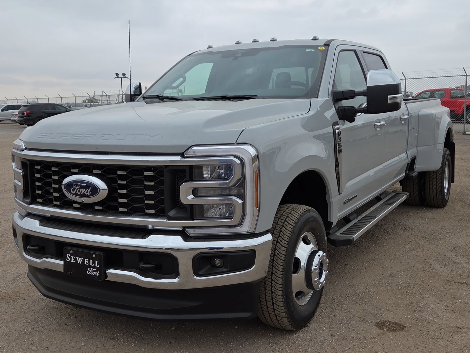 New 2026 Ford F350 Lariat w/ Chrome Package