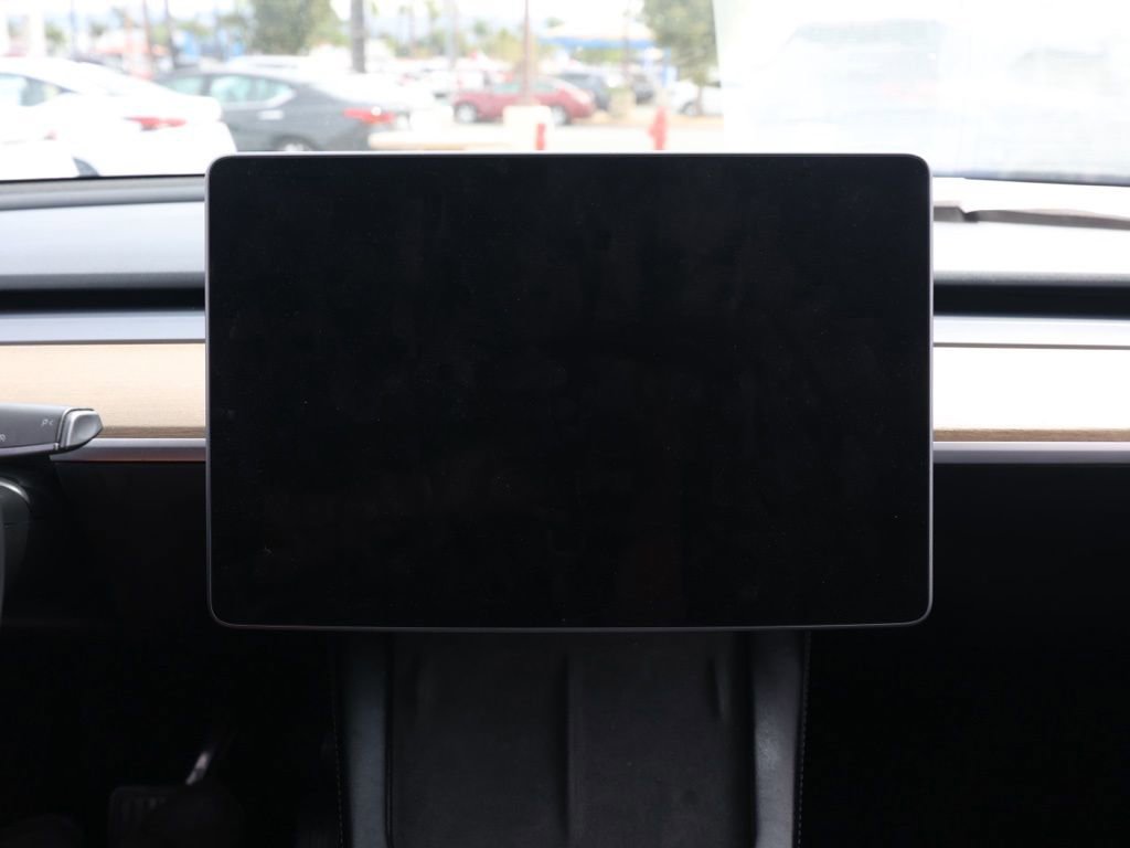 Used 2023 Tesla Model Y Long Range image 28