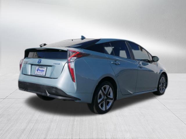 Used 2016 Toyota Prius Four image 3