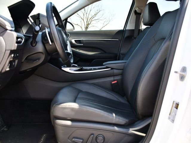Used 2023 Hyundai Sonata Limited image 15