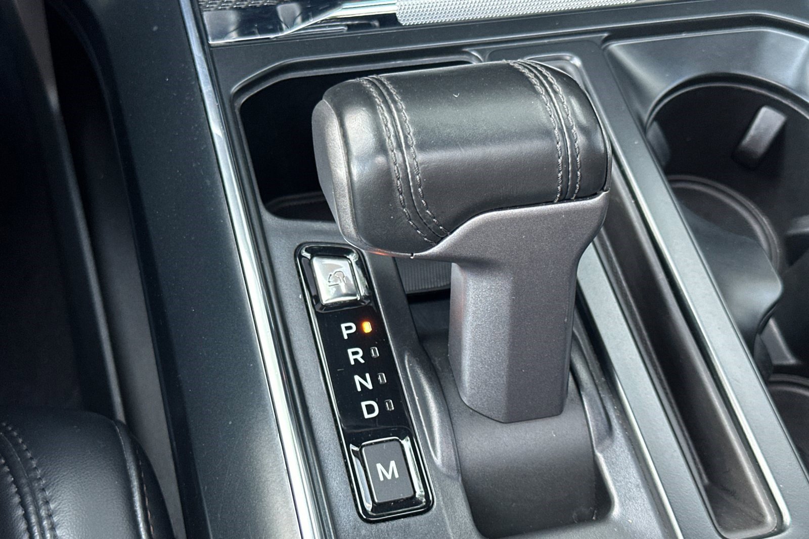 Used 2023 Ford F150 Raptor w/ Raptor Carbon Fiber Package image 28