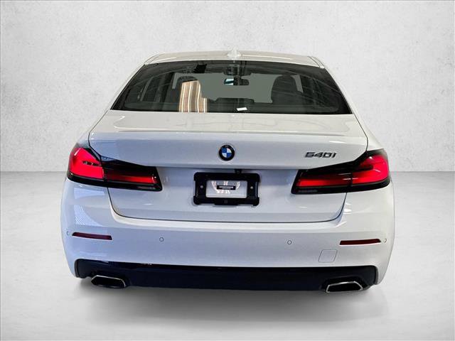 Used 2023 BMW 540i w/ Premium Package RWD image 6