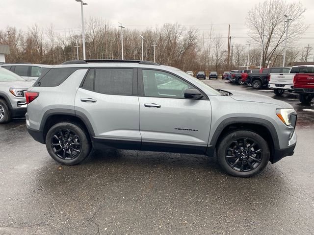 Used 2025 GMC Terrain Elevation w/ Elevation Premium Package image 6