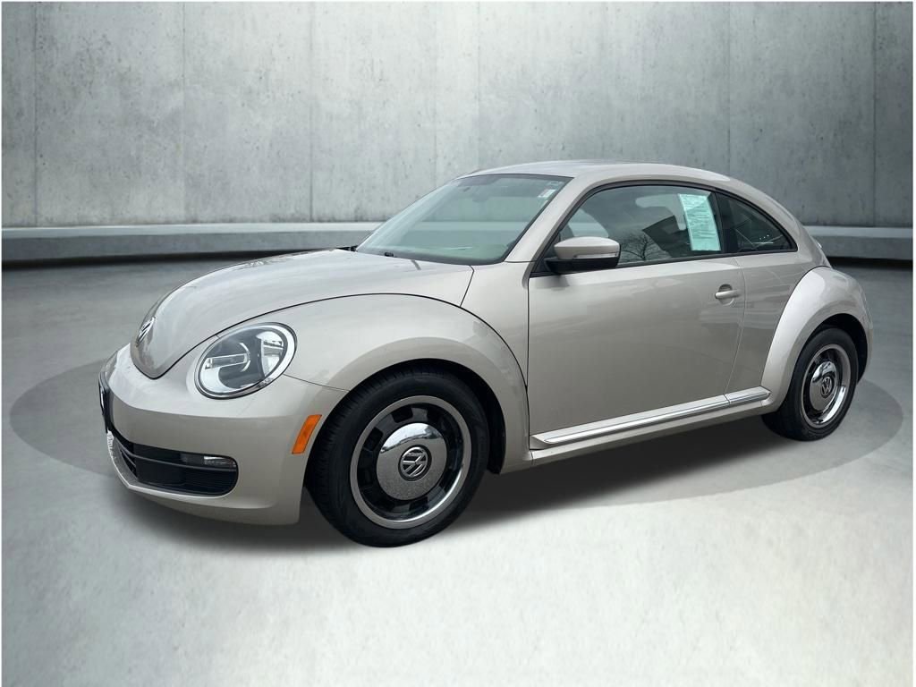 Used 2013 Volkswagen Beetle 2.5 image 1