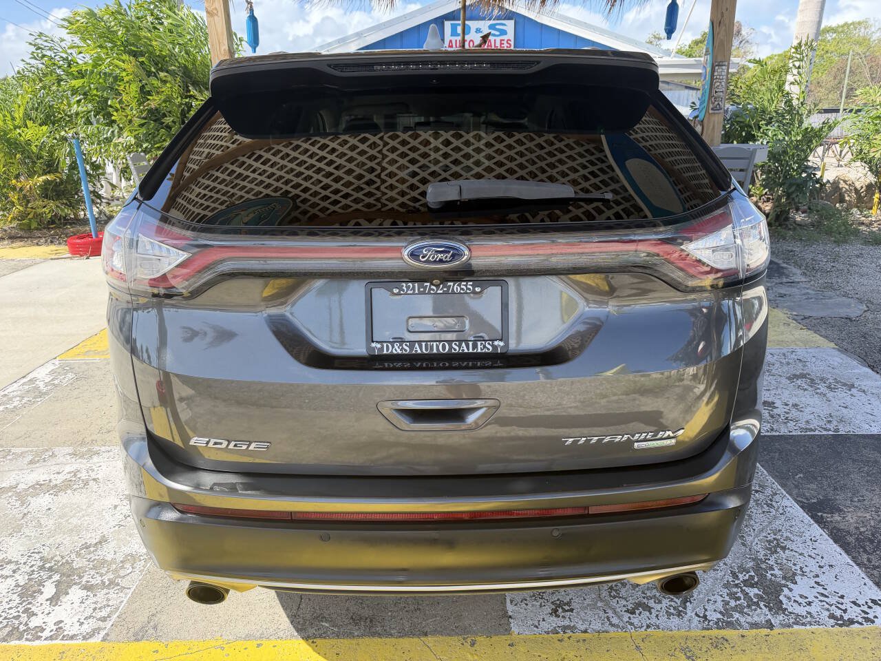 Used 2018 Ford Edge Titanium FWD image 6