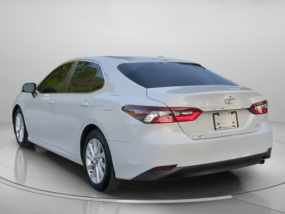 Used 2023 Toyota Camry LE FWD image 21