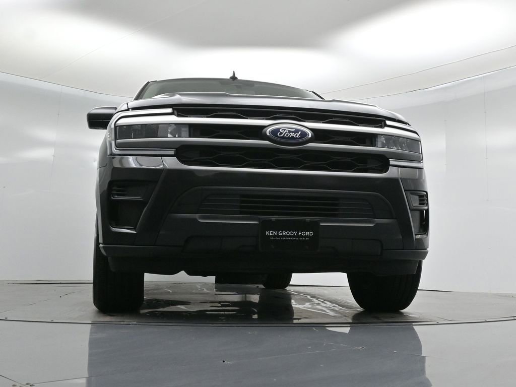 Certified 2024 Ford Expedition Max XLT image 47