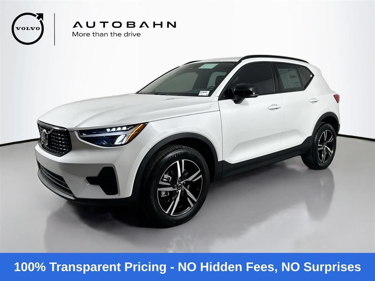New 2026 Volvo XC40 B4 Core FWD video 1