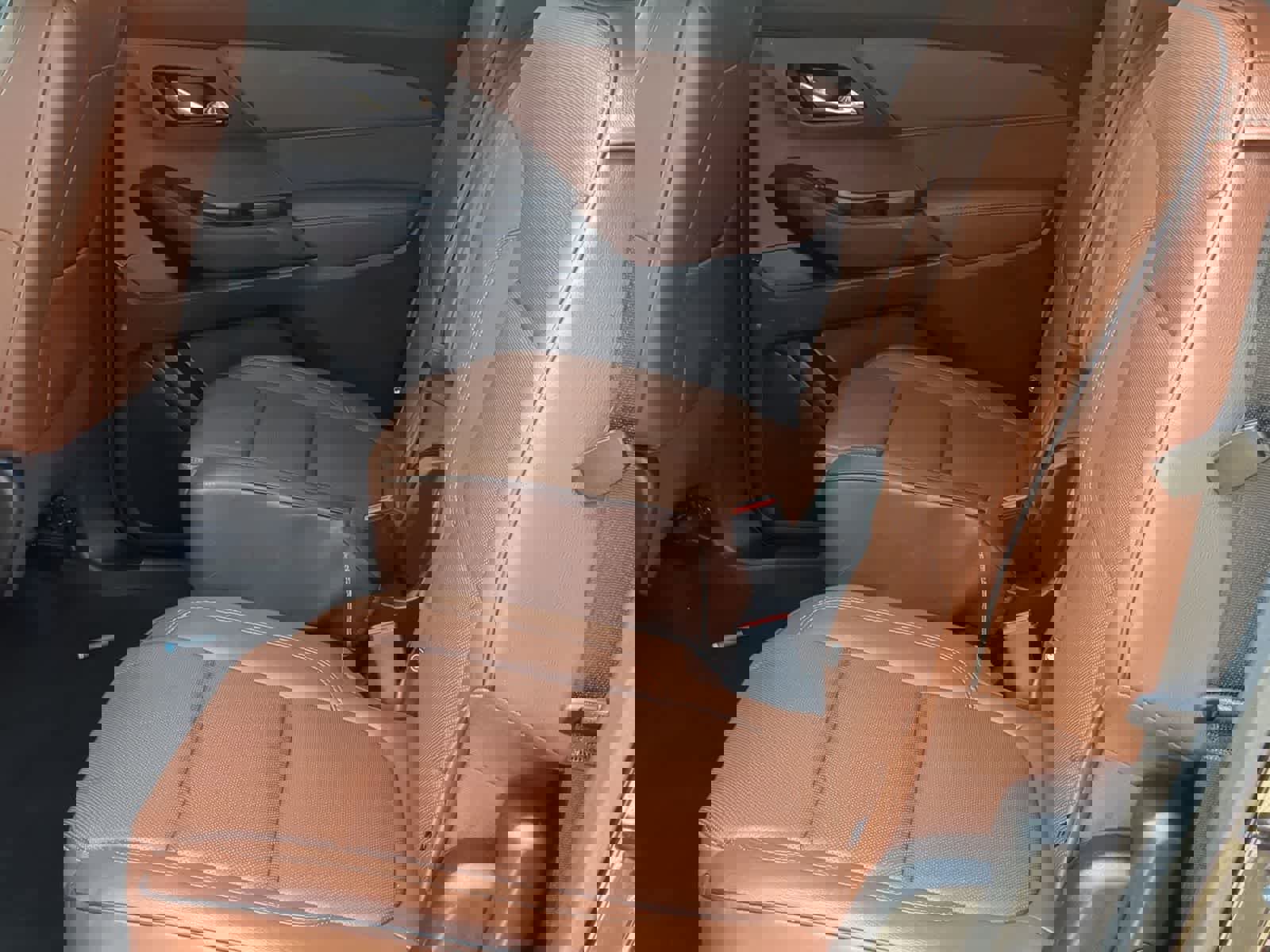 Used 2018 Chevrolet Traverse High Country AWD/4WD image 19