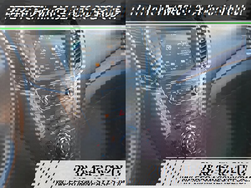 Used 2017 Hyundai Santa Fe Limited image 20