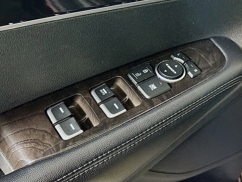 Used 2016 Kia Sorento EX image 16