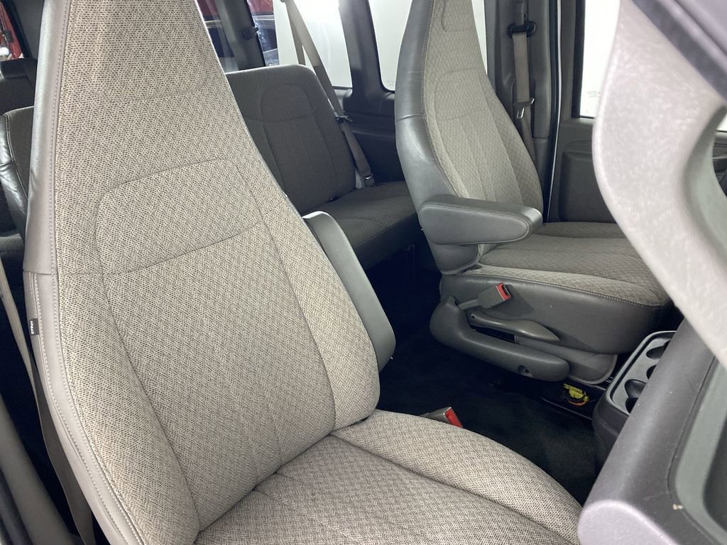 Used 2016 Chevrolet Express 3500 LT w/ LT Preferred Equipment Group image 26