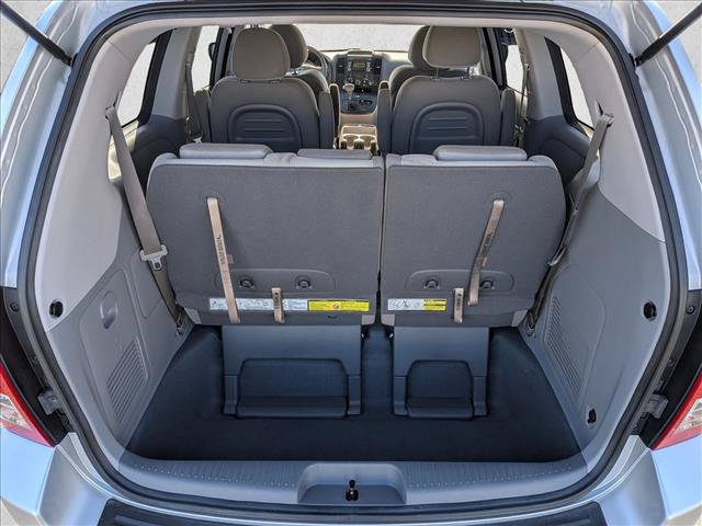 Used 2012 Kia Sedona LX FWD image 6