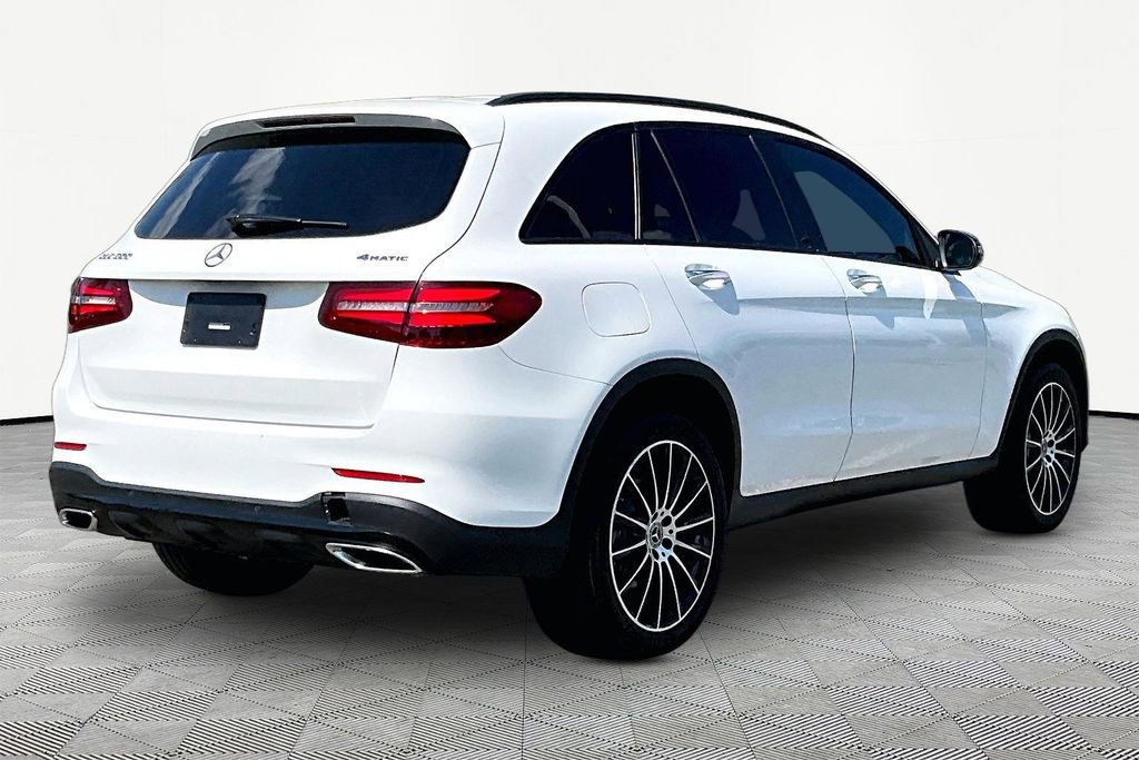 Used 2018 Mercedes-Benz GLC 300 4MATIC image 5