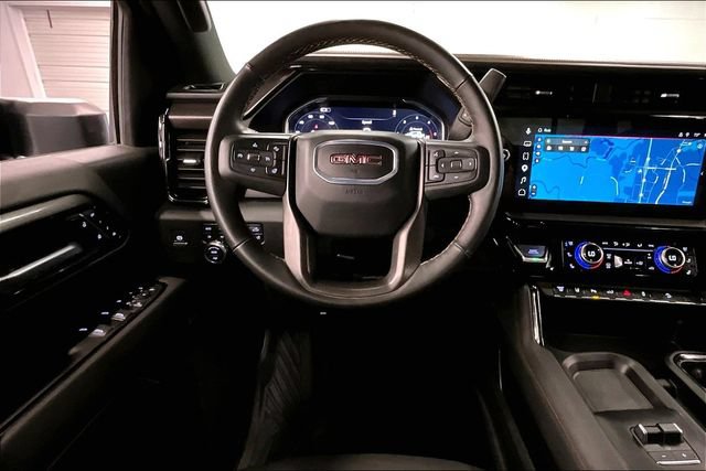 Used 2025 GMC Sierra 2500 AT4 w/ AT4 Premium Plus Package AWD/4WD image 6